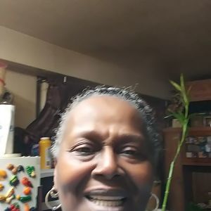 Meet your Posher, Linda